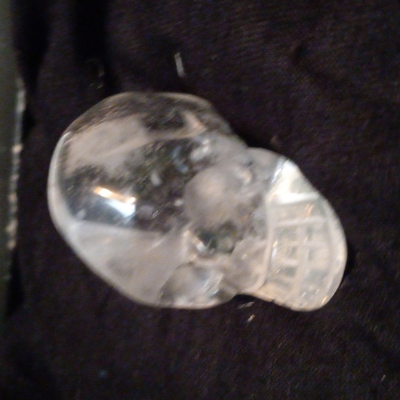 Quartz gemstone healing stone - Picture 3 of 9